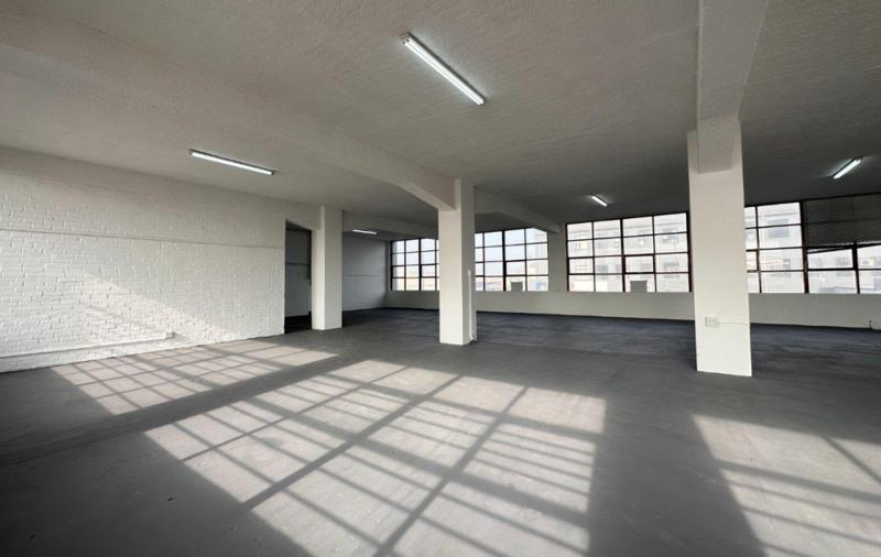To Let Commercial Property for Rent in Paarden Eiland Western Cape